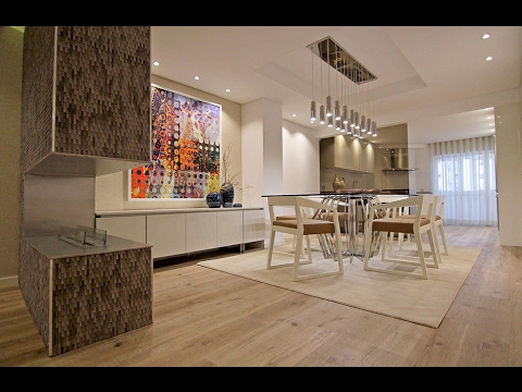 Vídeo: Estúdio-cozinha (98 Fotos): Projetos De Decoração De Um Apartamento Com Sala De Estar Combinada