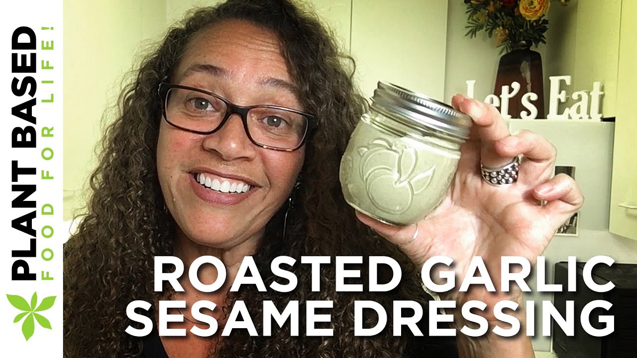 Easy Roasted Garlic Sesame Dressing Recipe // Garlic and Sesame Salad