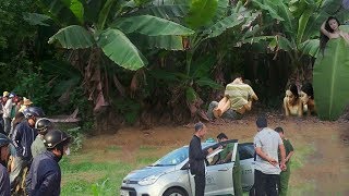 Download Bốn Chị Em Ruột Thay Nhau Ngủ Với Anh Lái Xe, Sáng Hôm Sau Cả Làng Tá Hỏa Phát H Video MP3 Bốn Chị Em Ruột Thay Nhau Ngủ Với Anh Lái Xe, Sáng Hôm Sau Cả Làng Tá Hỏa Phát H