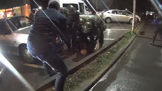 В Волгограде банду наркоторговцев задержали на парковке "McDonald's" В Волгограде банду наркоторговцев задержали на парковке "McDonald's"