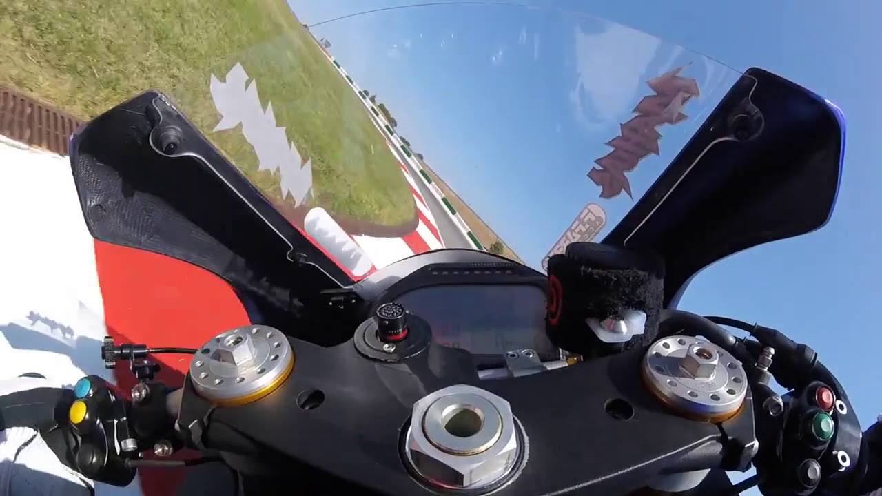 Yamaha YZF R6 '17 Onboard Lap at Portimao