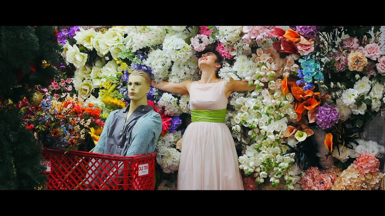 Anana Kaye - Blueberry Fireworks [Official Music Video]