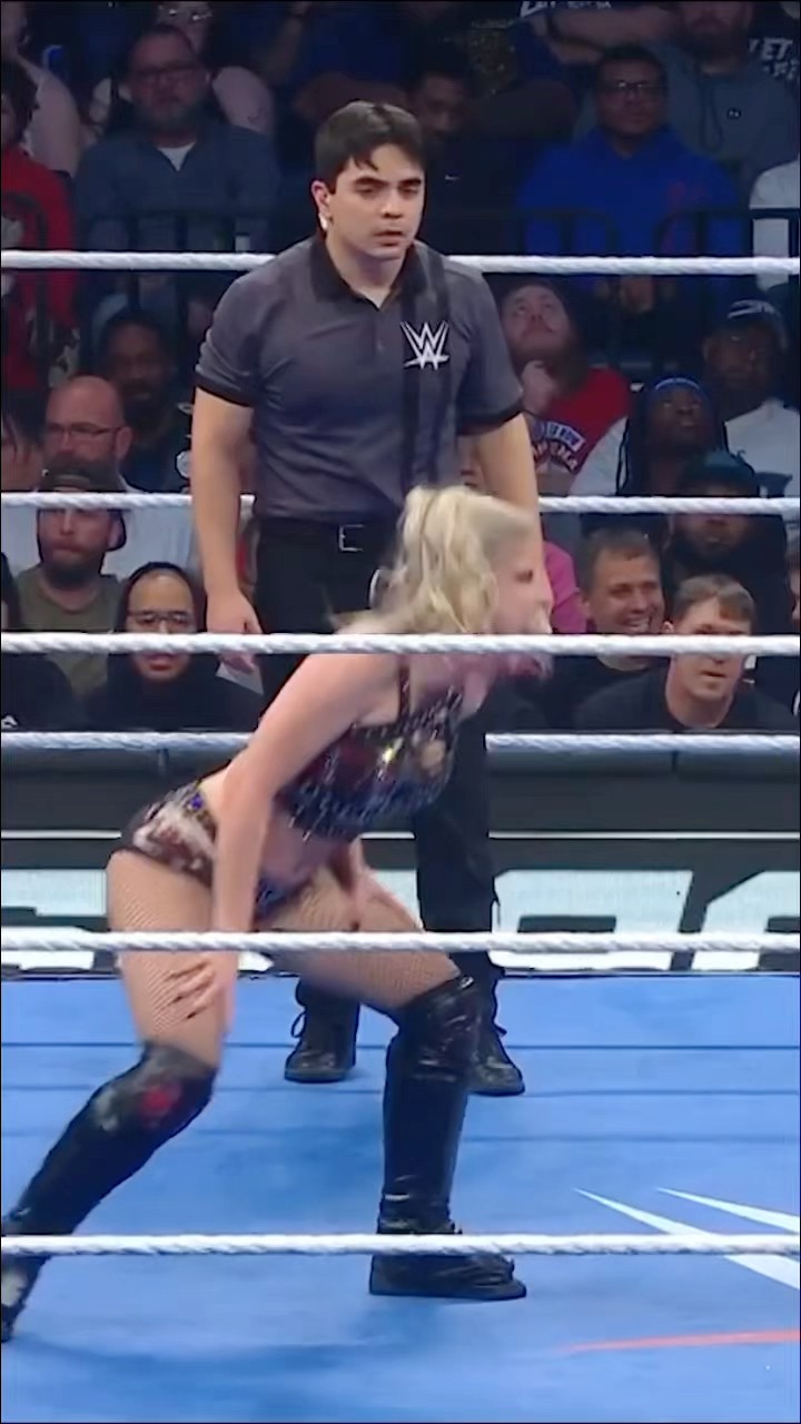 Alexa Bliss is back on the Blue Brand