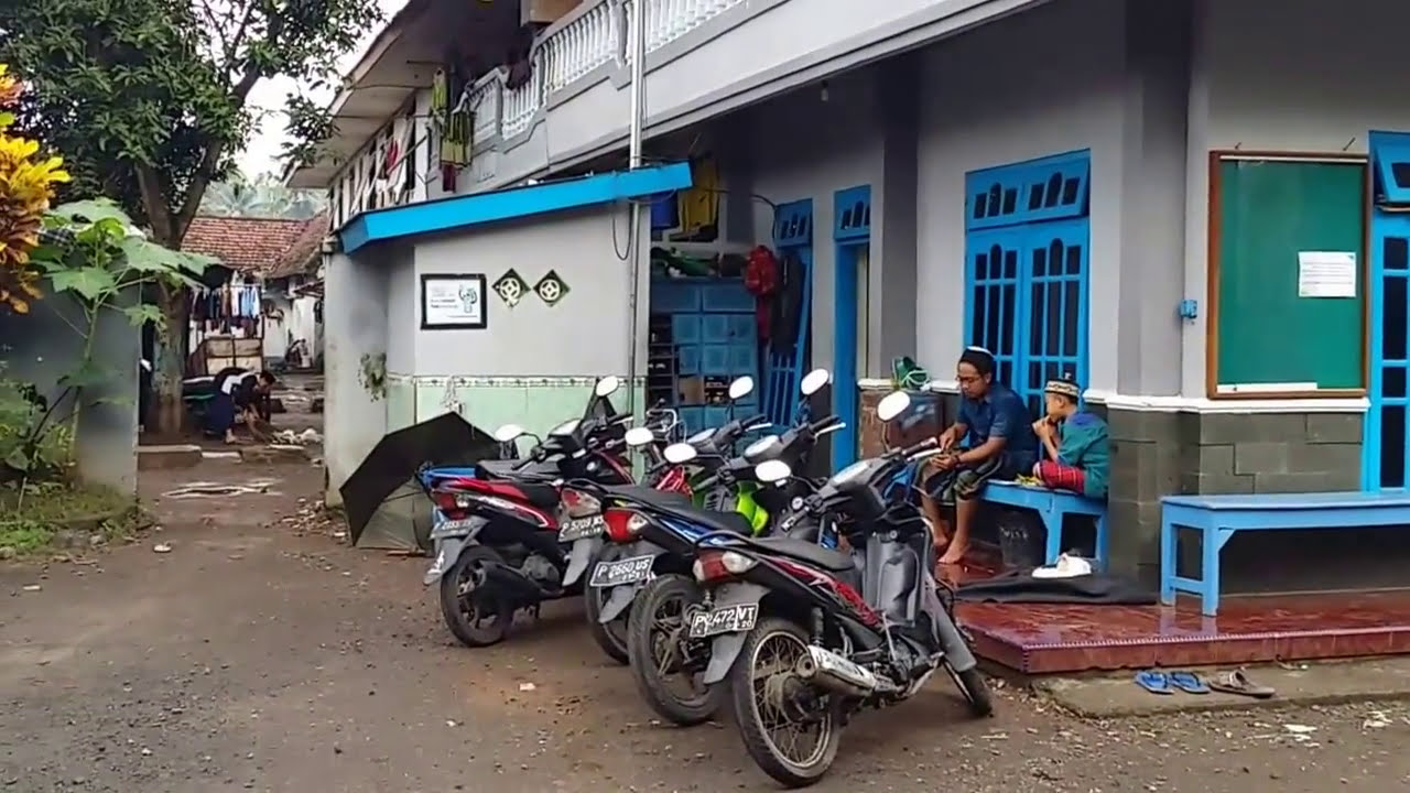 VIDEO ASRAMA KANG-KANG PONDOK BLOKAGUNG BANYUWANGI LIBUR MAULID 2016