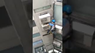 Trabajo en Altura Vertical, mantenimiento de equipos de aire acondicionado 👷🇵🇪