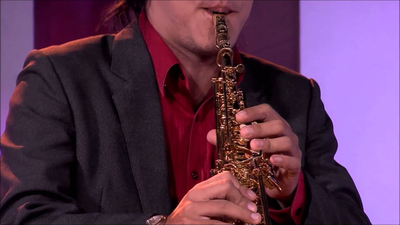 AMAZING Filipino Saxophonist, Music for the Soul! Wait until you see