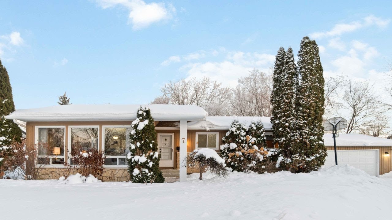 7 Lipsett Crescent River West Park Winnipeg Homes for Sale YouTube