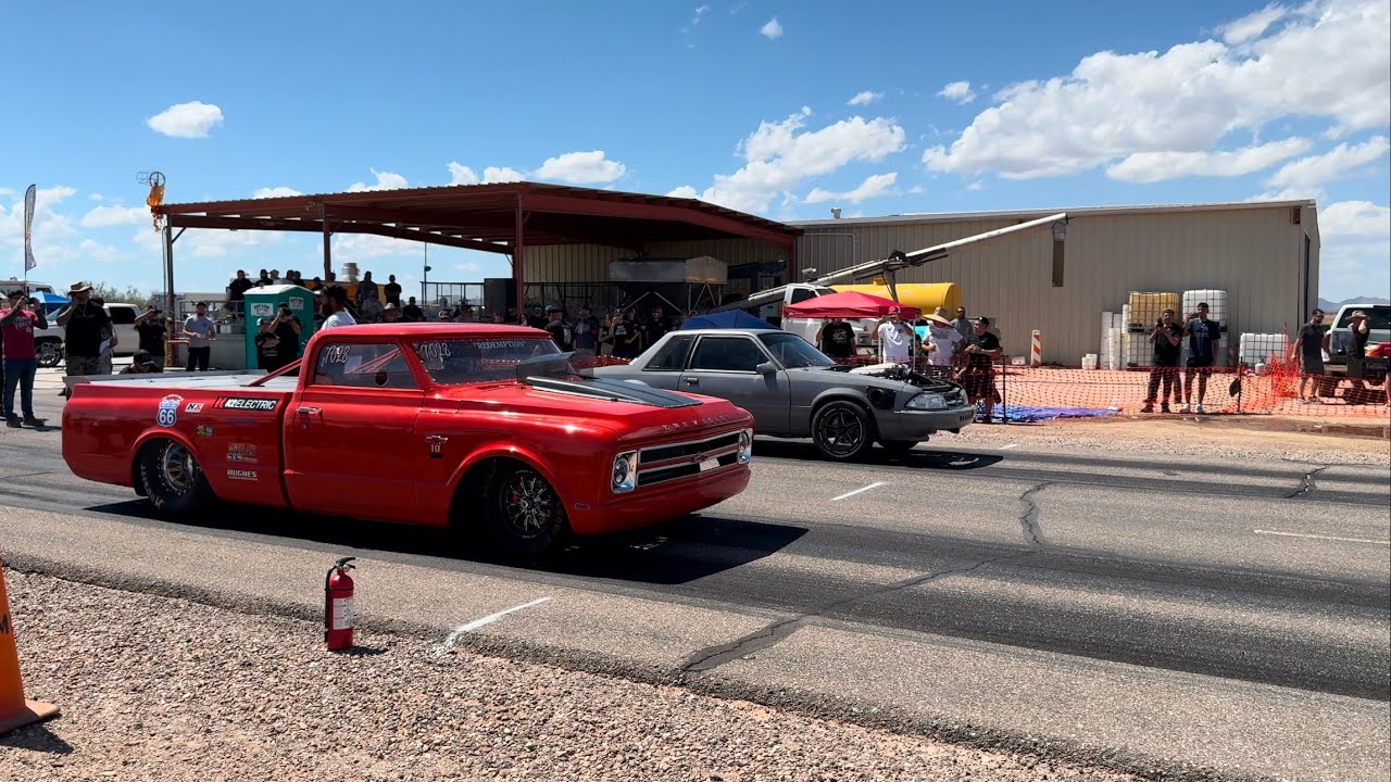 Desert Airstrip Racing in AZ!! - YouTube