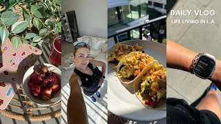 DAILY VLOG | running day, my warm up routine, wholefoods and general LA life