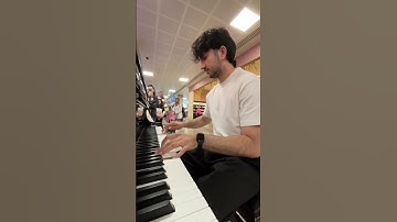 Pretending to be a beginner Pianist at the airport