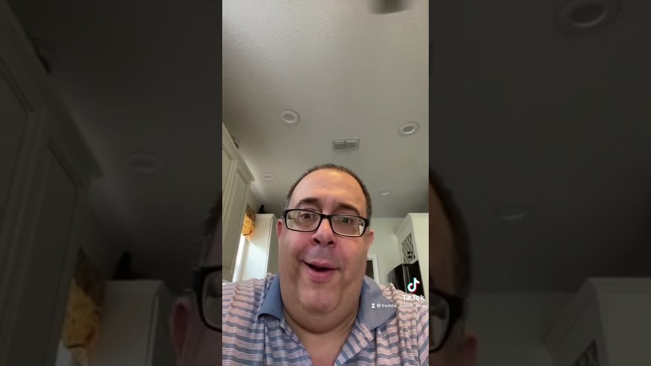 Free Mexican Pizza On Taco Bell App!