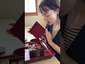 フランス人が工場に腹出した