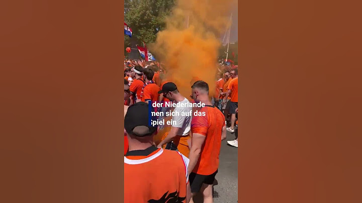 Niederländische Fußballfans bringen Berlin zum Beben