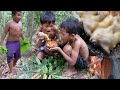 Survival In The Rainforest - Cooking chicken head on a rock - eating delicious