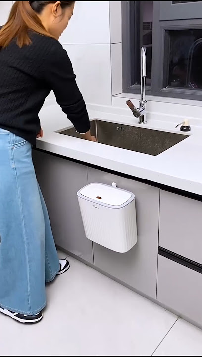 Wall-mounted trash can with lid no punching trash waterpitcher convenient #goodthing #subscribe