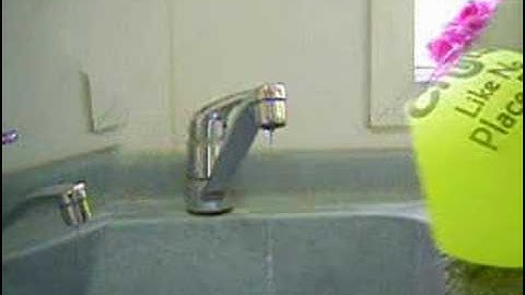 Static Electricity Detection by Water