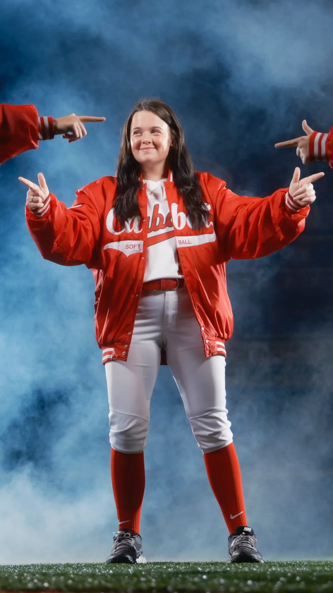The dismount looked a bit rough. Cabot Softball photoshoot favorites! #softball #photographer