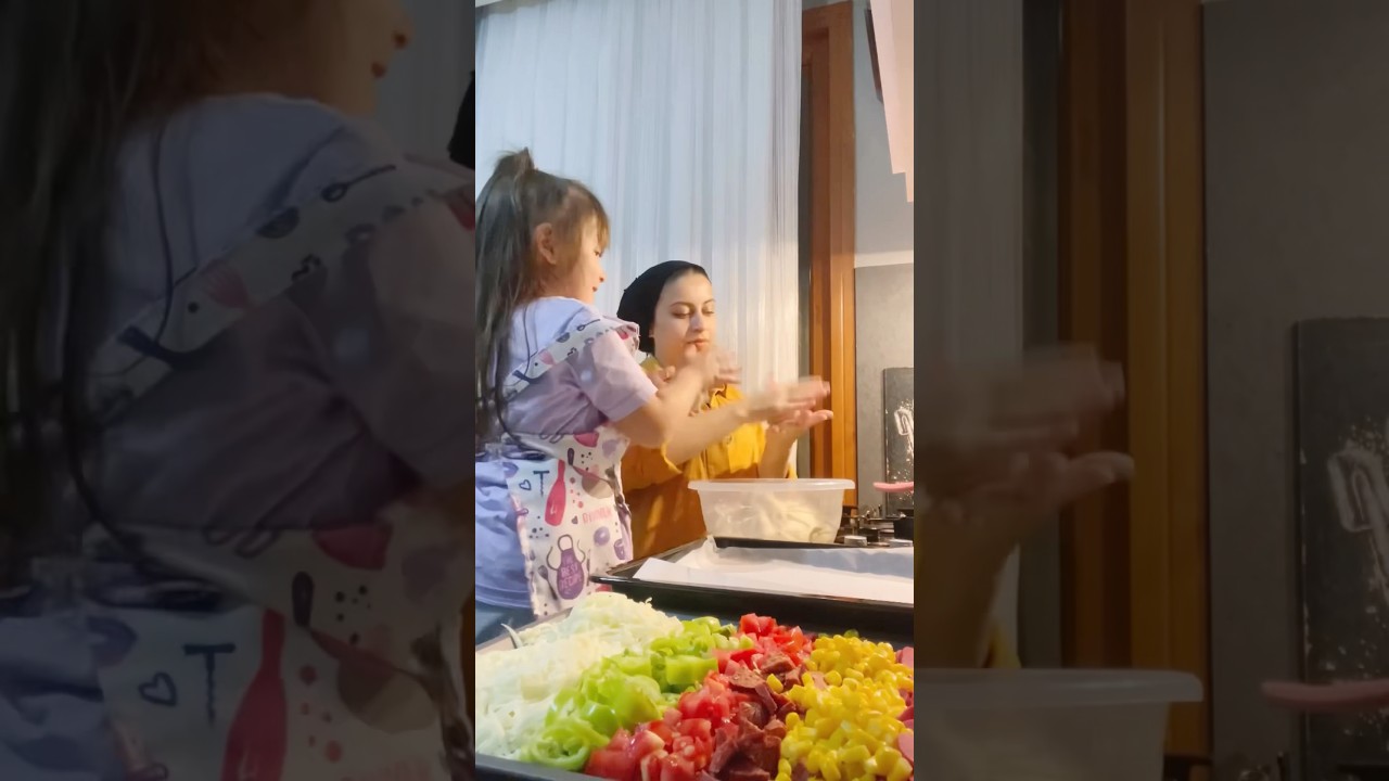 Küçük mutfak maceramız: Biraz un, biraz kahkaha, bolca sevgi ❤️ #pizza #yemektarifleri #yemek #food