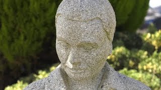 Inauguración da exposición 'Nado en pedra' no Rosal, o 3 de agosto de 2017
