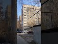 Иду по улице, ничего не происходит, сейчас прийду и всё, нет подожди, подожди, вот девятиэтажка…
