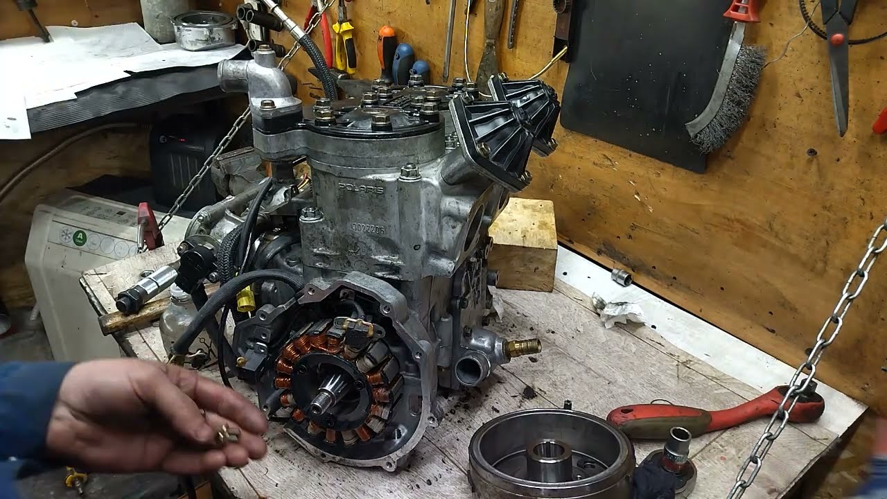 Сборка мотора снегохода POLARIS 600 RUSH ч2