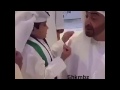 تواضع الشيخ محمد بن زايد مع طفل ٢ 