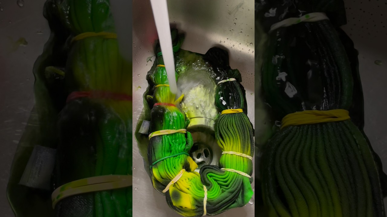 How to fan fold tie dye a shirt