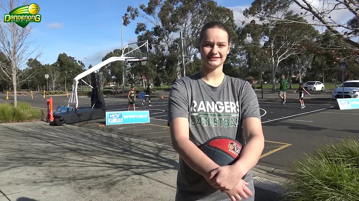 Balling Out On MSF's Outdoor Court with Georgia Se...