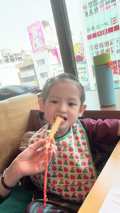 Mukbang Alaskan King Crab #rogerchikajourney #mukbang #kingcrab #yummy #foodie #japan #osaka