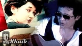 Download Lagu Deddy Dores feat Nike ardila-duet legendaris full album MP3