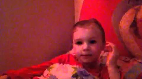 Toni Elise Holmes sings nursery rhymes