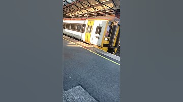 Class 158 Comes to a halt when it departs #TFW