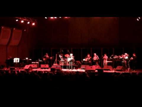 MERCEDES SOSA TRIBUTE - JOAN BAEZ - La Llorona.