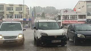 Sivas’ta sağanak yolları göle çevirdi, sürücüler zor anlar yaşadı screenshot 5