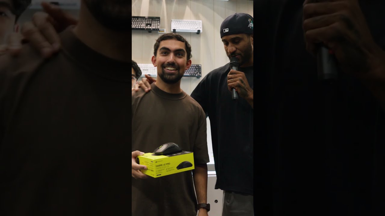 Gary Payton II Visits CORSAIR Experience Store