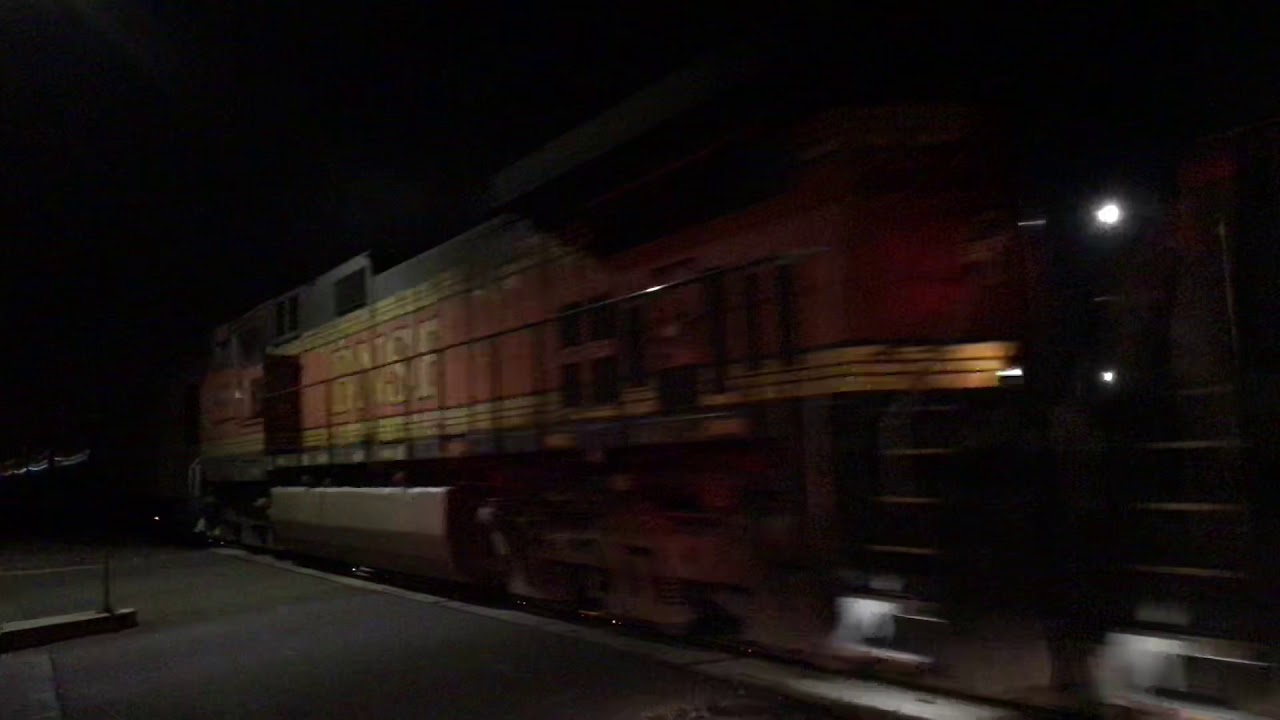camera iphone 8 plus apk Westbound BNSF Tank Train lead by D9’s. Pasco WA