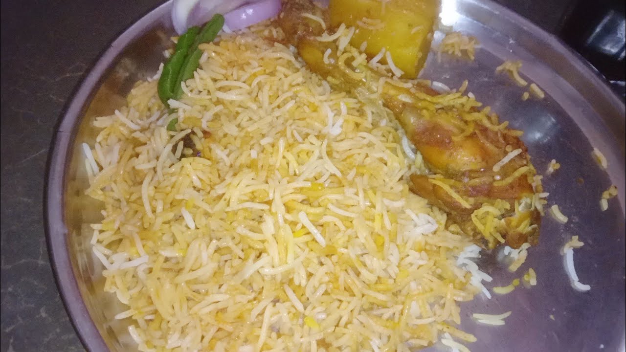 চলে এসো বন্ধুরা লাইভে বিরিয়ানি আমন্ত্রণ রইল