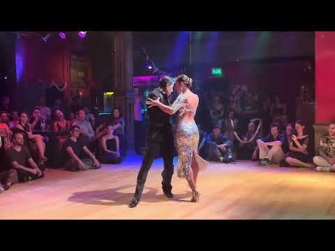 Julián Sanchez and Bruna Estellita @ Muy Lunes Milonga 10/22/24 #1 Subscribe🔔#tango