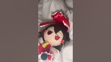 Fumo Reimu gets pummeled