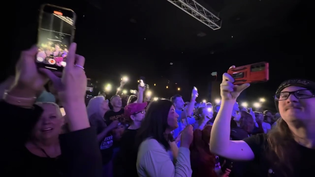 Sometimes I’m Alone … Hello - The Kiffness Concert Ana Ca