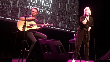 "Cut to the Feeling" Carly Rae Jepsen Acoustic Live @ The New Yorker Festival 10/6/17
