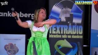 Andrea Schön - 1000 Träume Weit Textradio Aan Zee