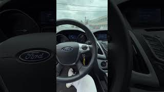 2013 Ford Focus SE Sedan Startup