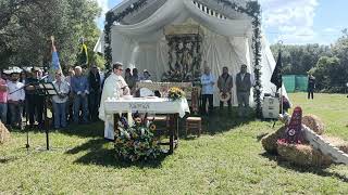 La misa romera marca la jornada del domingo en la Montera del Torero