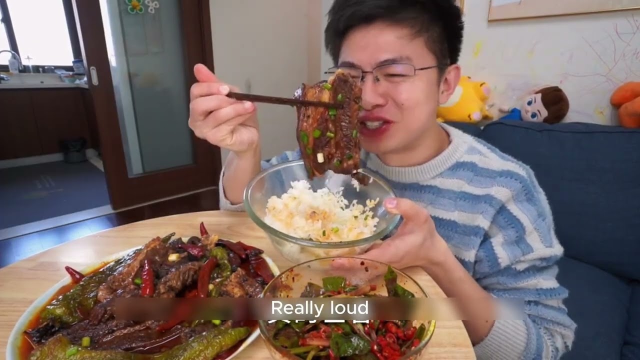 3 jin (1.5 catties) of beef ribs, made into a beef version of braised pork belly,