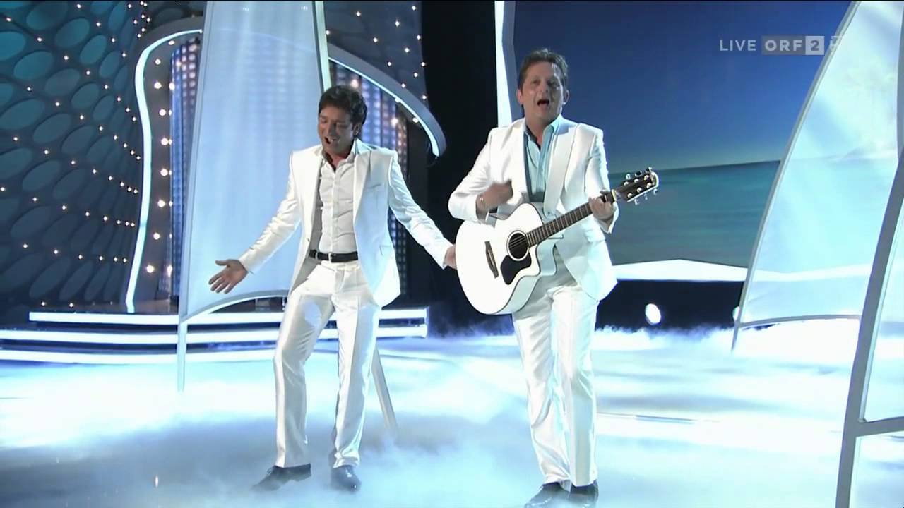 Nebel carmen Fantasy - Ein weisses Boot - YouTube