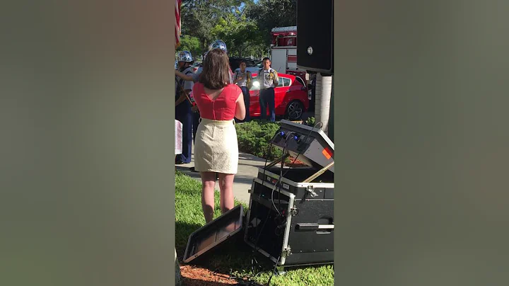 Elizabeth Fincher sings the National Anthem