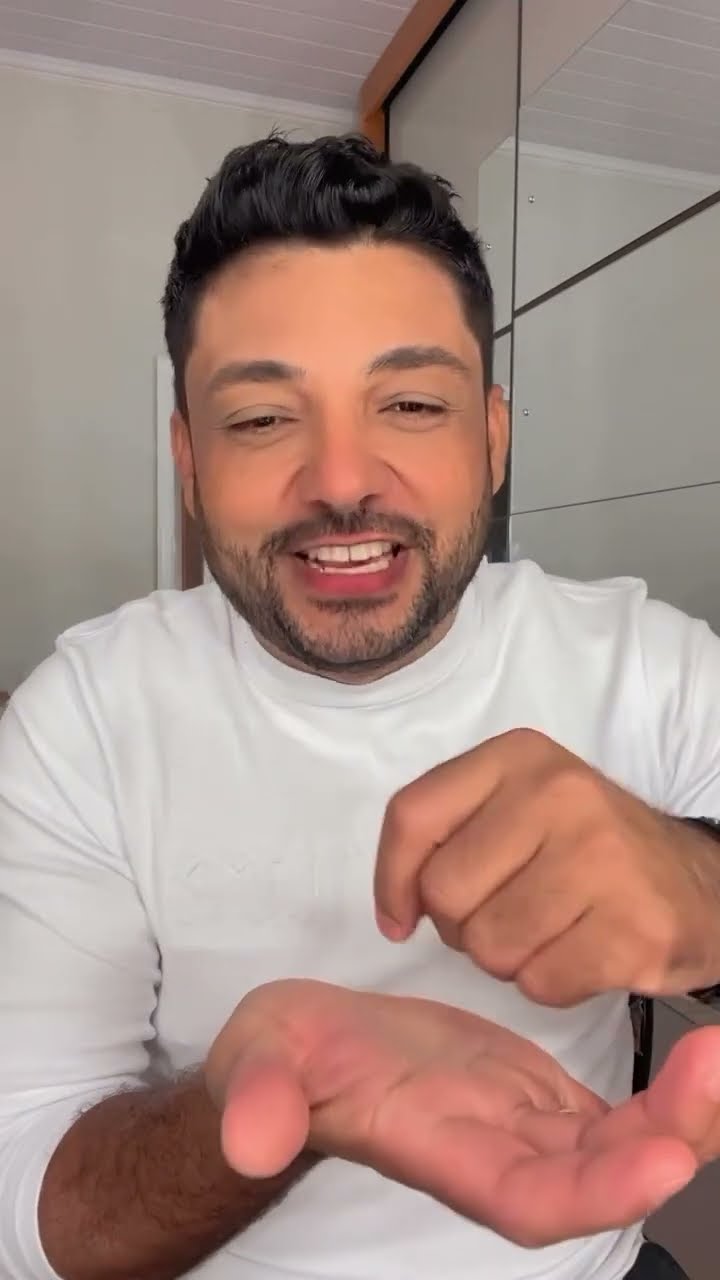 Leãozinho do forró novo fenômeno do Brasil com a música forró do meu Goiás #boanoiteee #leaozinho