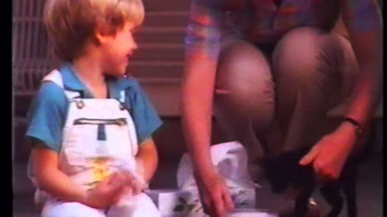 Kleenex Advert early 80s YouTube