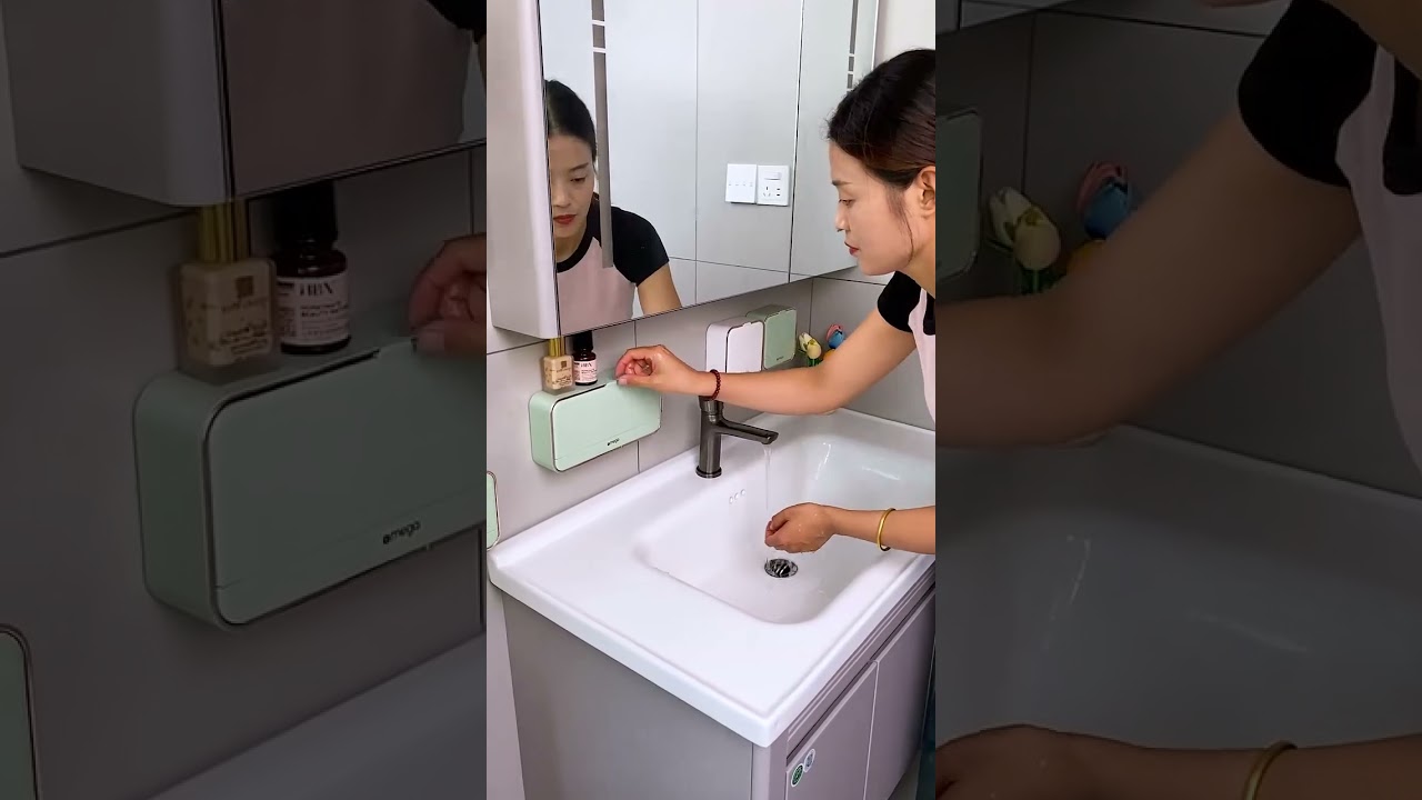 This soap box that can be mounted on the wall and flipped up looks really clean and tidy.